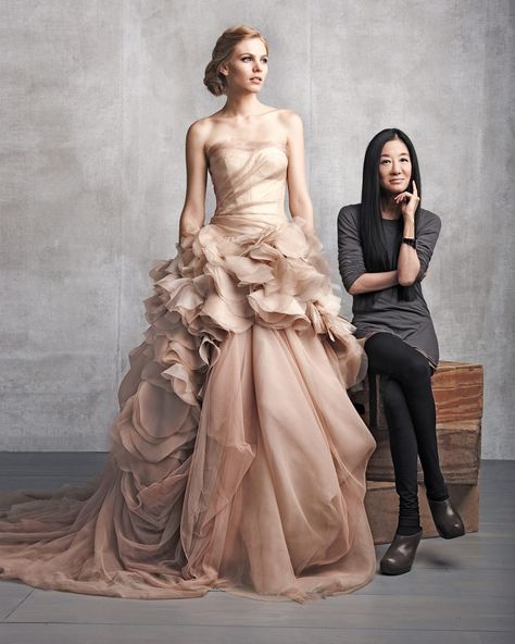 Vera Wang Wedding Dress, Vera Wang Gowns, Pink Ball Gown, Blush Gown, Vera Wang Wedding, Iconic Weddings, Wedding Dresses Vera Wang, Vera Wang Dress, Gorgeous Gowns