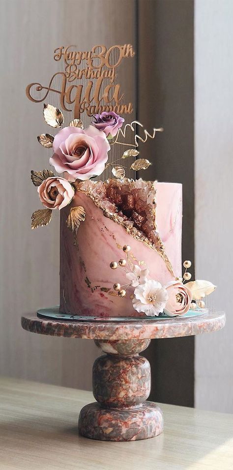 wedding cake Archives - Page 31 of 184 - Fabmood | Wedding Colors, Wedding Themes, Wedding color palettes Gold Geode Cake, 40th Birthday Cake For Women, Geode Cakes, Tårta Design, Do It Yourself Wedding, 40th Birthday Cake, Geode Cake, Cake With Flowers, Creative Wedding Cakes