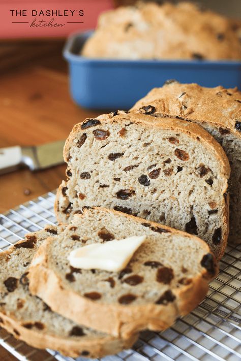 Make your mornings sweeter by starting your day with a slice of delicious Cinnamon Raisin Bread. With a fluffy center and golden exterior every slice is loaded with sweet cinnamon flavor and juicy plump raisins. This easy, no knead bread is foolproof! Delicious and simple it is the perfect recipe for beginning bakers. Cinnamon Raisin Rye Bread, Easy Homemade Cinnamon Raisin Bread, Easy Raisin Bread, Cinnamon Raisin Bread Instant Yeast, Bread Recipes Cinnamon Raisin, Cinnamon Raisin Bread Recipe Machine, Quick Cinnamon Raisin Bread, How To Make Raisin Bread, Bread Machine Recipe Cinnamon Raisin