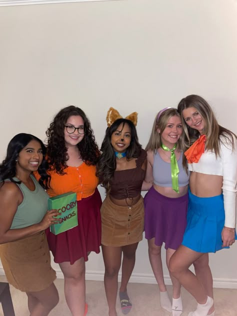 Group costume scooby doo gang Scooby Doo Costumes Scooby, Cute Shaggy Costume, Scooby Doo Crew Costumes, Scooby Doo Dog Costume Women, Mystery Gang Halloween Costume, 5 Halloween Costumes Group Of, Scooby Doo Group Halloween Costumes, Halloween Big Group Costumes, Mystery Inc Costumes