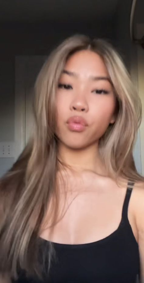 Asian W Blonde Hair, Ashy Blonde Brunette, Dark Hair Into Blonde, Dyed Hair On Asians, High Balyage Long Hair, Light Light Brown Hair With Highlights, Blond On Asian Hair, Brown Blonde Balayage Asian, Hair Color For Different Skin Tones