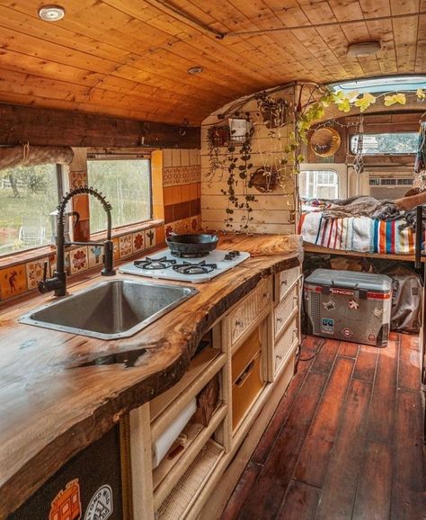 Boxcar House, Diy Camper Van, School Bus Tiny House, School Bus House, Shasta Camper, Tiny House Camper, Modern Kitchen Design White, Bus Living, Kitchen Design White