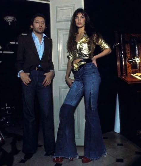 Jane And Serge, Jane Birkin And Serge Gainsbourg, Jane Birken, Serge Gainsbourg Jane Birkin, Jane Birkin Serge, Jane Birkin Style, Birkin Style, Decades Of Fashion, Marianne Faithfull