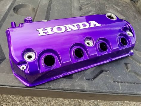 Honda Civic D16 HKS Candy Purple Powder Coated Valve Cover With Brushed Aluminum Lettering! This Awesome HKS Purple Valve Cover Is Sure To��… Honda Civic Accessories, Honda Civic 1998, 1999 Honda Civic, Car Fashion, Turbo Intercooler, Purple Car, Cool Car Accessories, Pearl Paint, Racing Girl