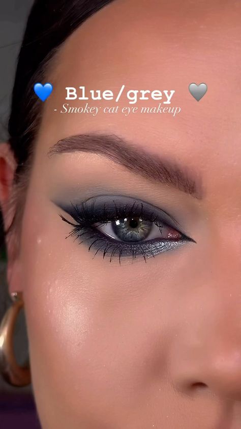 ♥ AMY JOHNSTON | MAKEUP ♥ | 💙 Blue/grey cat eye makeup 🩶 I love blue/grey colours! Would you wear these colours?? How to do a Smokey cat eye eyeshadow look! EYES… | Instagram Wedding Makeup Grey Eyeshadow, Blue Makeup For Blue Eyes, Makeup Look For Grey Dress, Blue Gray Smokey Eye, Blue Grey Smokey Eye, Grey Purple Makeup, Blue Eyes Blue Makeup, Grey Make Up Looks, Smokey Eye Makeup With Blue