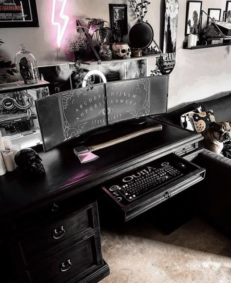 Gothic Room Ideas, Games Room Inspiration, Gothic Decor Bedroom, Goth Room, Goth Bedroom, The Grimm, Gothic Room, Gothic Bedroom, Gamer Room Decor