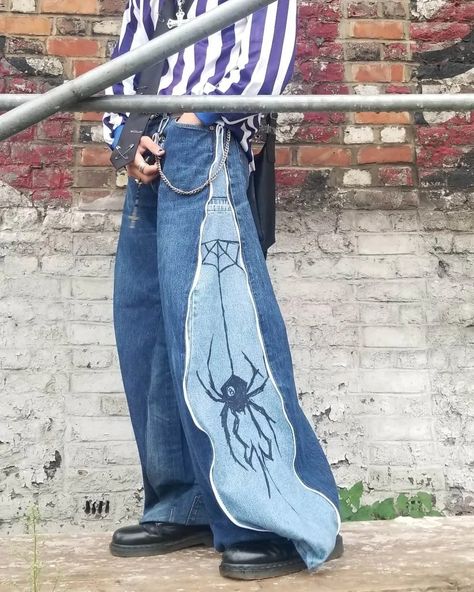 Custom Baggy Jeans, Spider Jeans, Custom Jeans Diy, Niche Fashion, Afrofuturism Art, Jeans Patchwork, Custom Jeans, Patchwork Jeans, Jeans Diy