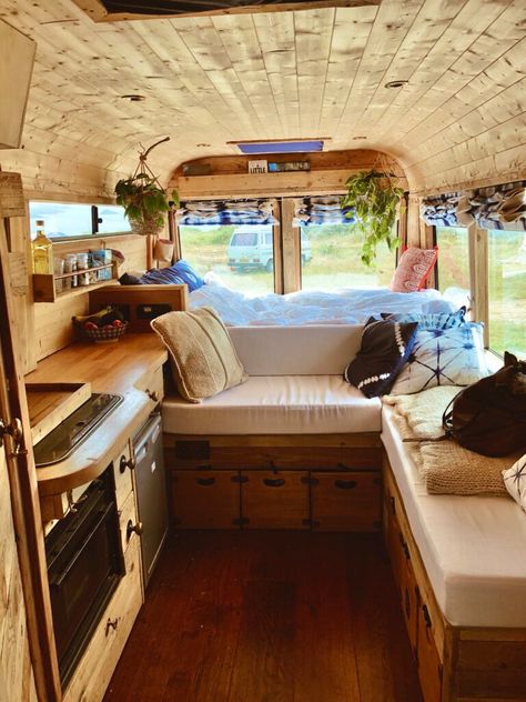 Kangoo Camper, Bus Home, Van Dwelling, Camper Interior Design, Interior Design Plan, Caravan Interior, Bus House, Rv Homes, Van Life Diy