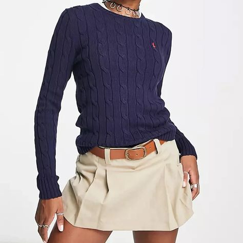 Preppycore Aesthetic: How To Get The Look | Glamour UK Polo Ralph Lauren Women Outfits, Ralph Lauren Looks, Adrette Outfits, Ralph Lauren Jumper, Ralph Lauren Cable Knit, Knit Sweater Outfit, Western Outfits Men, Polo Women, Ralph Lauren Pullover