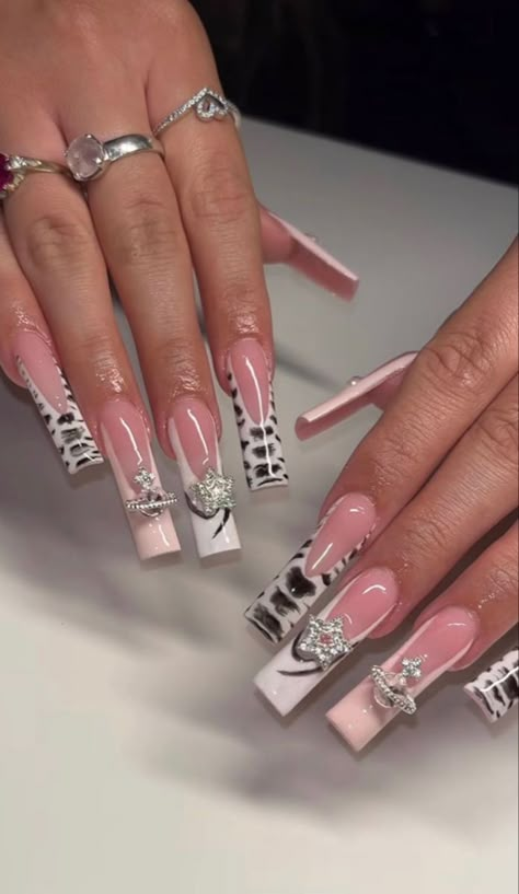 Extra Acrylic Nails, Extra Baddie Nails, Acrylic Nails Long, Ombre Acrylic, Punk Nails, Drip Nails, Ombre Acrylic Nails, Acrylic Nail Ideas, Cute Nail Ideas