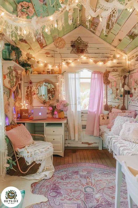 She Shed Shabby Chic, Shack Decorating Ideas, Shabby Chic Shed, She Shed Boho, Shed Decor Interior, Whimsical She Shed, Cottage Core She Shed, She Shed Cabin, She Shed Clothing Boutique Ideas