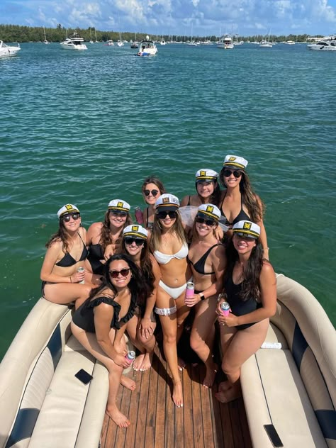 Wishing to celebrate your bachelorette in Miami? A boat is the PERFECT options. We are the Bachelorette Kings !! Contact us to book your bacehlorette party in the Vice Boat ! Use BACH2020 for a special discount!!!💗 Tropical Boat Party, Bachelorette Boat Outfit, Bachelorette Party Bikinis, Bachelorette Party Boat Day, Bachelorette Boat Party Ideas, Bride Boat Party Outfit, Bachelorette Party On A Boat, Boat Bachelorette Theme, Bachelorette On A Boat