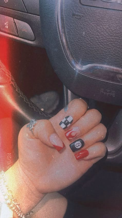 Western Punchy Nail Ideas, Western Red Nails, Racing Nails Dirt Track, Rodeo Nail Ideas, Bride Nail Ideas, Acrylic Nails Western, Red Western Nails, Fall Nails Western, Western Nails Simple