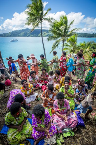 Calling of the turtles in Kadavu, Fiji... Fiji Culture People, Pacific Islander Aesthetic, Kadavu Fiji, Fiji Aesthetic, Mystery Island Vanuatu, Fijian Culture, Fiji People, Nadi Fiji, Fiji Women