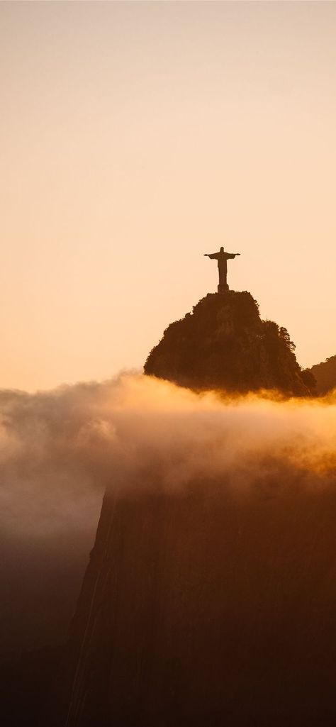 Brazil Wallpaper, Jesus Cross Wallpaper, Jesus Background, Christian Iphone Wallpaper, Cross Pictures, Nature Light, Christian Quotes Wallpaper, Jesus Statue, Beach Sunset Wallpaper