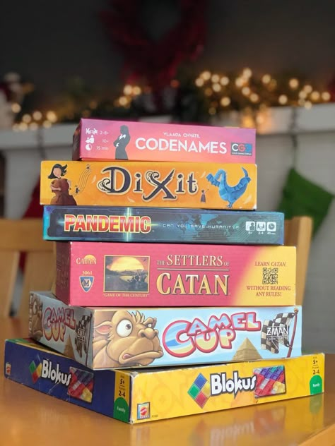 Board Games Aesthetic, Board Game Aesthetic, Family Board Game Night, Christmas Board Game, Bord Games, Cross Country Training, Christmas Board Games, Playing Board Games, Bored Games