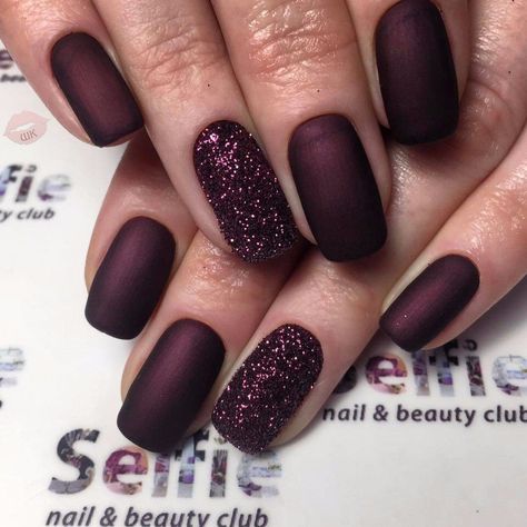 Burgundy Nails, Dipped Nails, Brown Nails, Nails And Makeup, Classy Nails, Fancy Nails, Pretty Acrylic Nails, Purple Nails, Gorgeous Nails