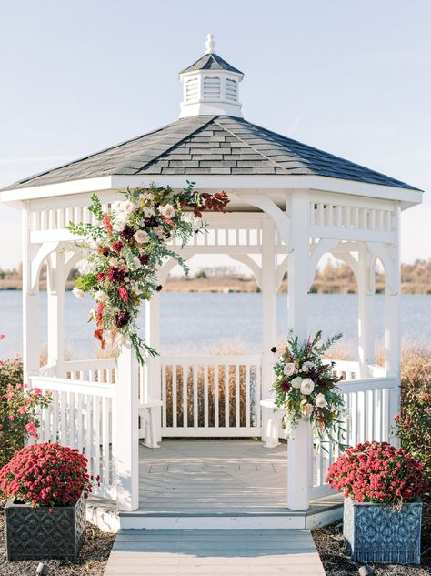 Wedding Venue Gazebo, Wedding Decor For Gazebo, Outside Gazebo Wedding Ideas, Gazebo Decor For Wedding, Gazebo Ideas Backyard Wedding, Gazebo Decorating Ideas Wedding Simple, Wedding Gazebo Decorations Outdoor Fall, Wedding Decor Gazebo, Gazebo Arch Wedding