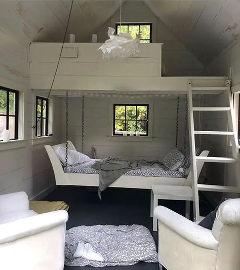 24 Backyard Shed Bedroom Ideas 9 She Shed Bunk House, She Shed With Loft Ideas, Shed Loft Ideas, Small She Shed Ideas, Small She Shed Interiors, She Shed With Loft, Shed Bedroom Ideas, Shed Apartment, Cottage Bunkie