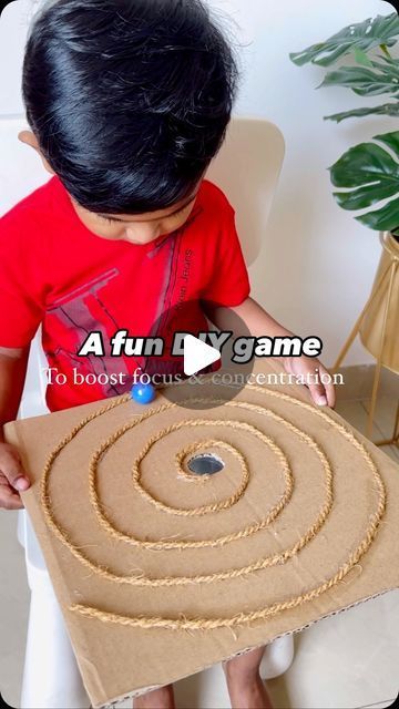 Fun Games For Toddlers, Coordination Activities, Games To Play With Kids, Diy Kids Games, Focus And Concentration, Kindergarden Activities, Indoor Games For Kids, Toddler Arts And Crafts, Baby Learning Activities