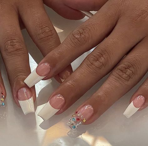 Y2k French Tip, Nail Application, Message Request, Claw Nails, Nails Now, Classy Acrylic Nails, Really Cute Nails, Almond Shape, Gem Nails