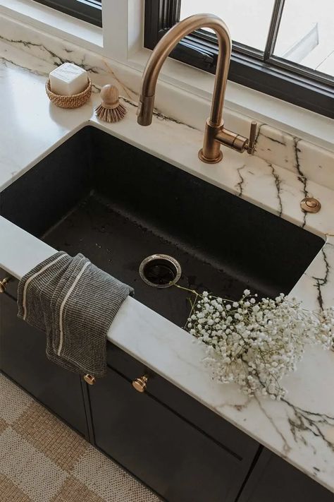 Black And Brass Kitchen, Queen Anne Victorian House, Material Installation, Organic Modern Kitchen, Gold Faucet, Black Kitchen Sink, Bronze Kitchen, Brass Kitchen Faucet, Black Faucet