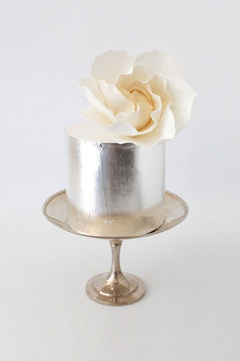 Simple Flower Decoration, Sparkly Wedding Cakes, 25th Wedding Anniversary Cakes, Pastel Wedding Cakes, Metallic Cake, Metallic Wedding Cakes, Rose Gold Wedding Cakes, Single Tier Cake, Wedding Anniversary Cakes