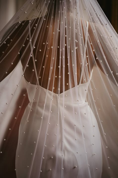 Castle Wedding Venue, Pearl Veil, Bride Veil, Future Wedding Plans, Castle Wedding, Wedding Goals, Wedding Vibes, Wedding Mood, Wedding Veils