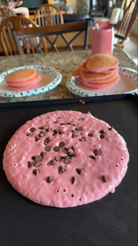 Pinkalicious Party Ideas, Pink Movie Theme Party, Pink Pancakes Aesthetic, Galantines Food Board Ideas, Barbie Themed Food Dinner, Pink Color Party Ideas Food, Pink Bday Party Ideas Food, Pink And Purple Desserts, Pink Birthday Party Food Ideas