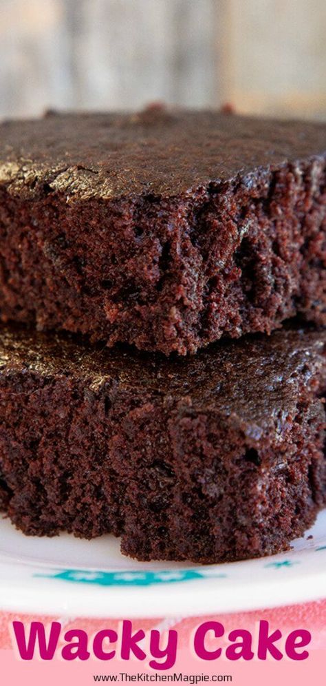 Chocolate Cake With No Eggs, No Milk Chocolate Cake, Chocolate Cake No Frosting, Simple Chocolate Cake Recipe, Crazy Cake Recipes, Wacky Cake Recipe, Best Moist Chocolate Cake, Simple Chocolate Cake, Cocoa Powder Recipes