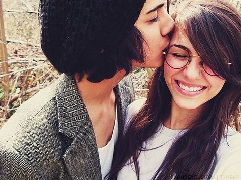 Avan Jogia and Victoria Justice Avan And Victoria, Avan Jogia Girlfriend, Tori And Beck, Icarly And Victorious, Victorious Cast, Avan Jogia, Types Of Guys, Summer Romance, Icarly