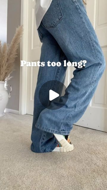 Baggy Denim Jeans Outfit, How To Style Baggy Jeans, Outfits With Baggy Jeans, Baggy Pants Outfit, Denim Jeans Outfit, Baggy Jeans Outfit, Girl Problems, Long Jeans, Baggy Pant