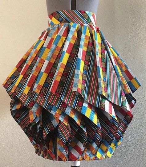 Ankara Skirts, Detail Couture, African Print Skirt, African Skirts, African Fashion Skirts, Afrikaanse Mode, African Wear Dresses, African Fashion Ankara, African Fashion Modern