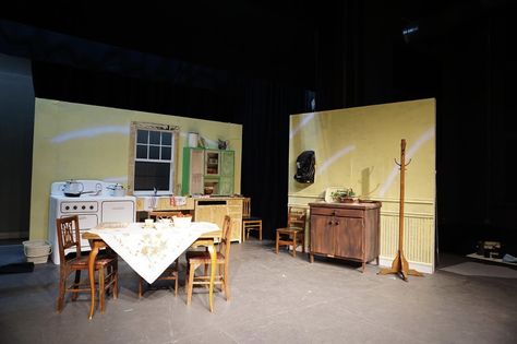 Theater Ideas Stage, Living Room Set Design Theatre, Living Room Stage Set Design, Our Town Set Design, Mini Set Design, Simple Set Design, Production Design Film, Gcse Drama, Art Exhibition Ideas