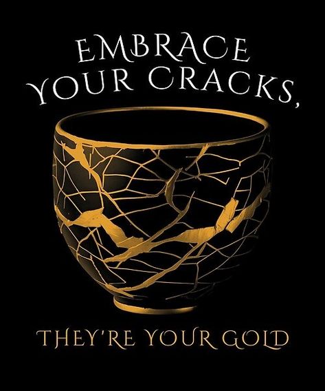 Discover the beauty of imperfection with our inspirational kintsugi vessel, adorned with the uplifting quote 'Embrace your cracks, they're your gold'. A tribute to resilience and beauty in imperfection. Kintsugi Art Inspiration, Kintsugi Quote, Kintsugi Aesthetic, Kintsugi Heart, Japanese S, Quotes Artwork, Kintsugi Art, Beauty In Imperfection, Beautifully Broken