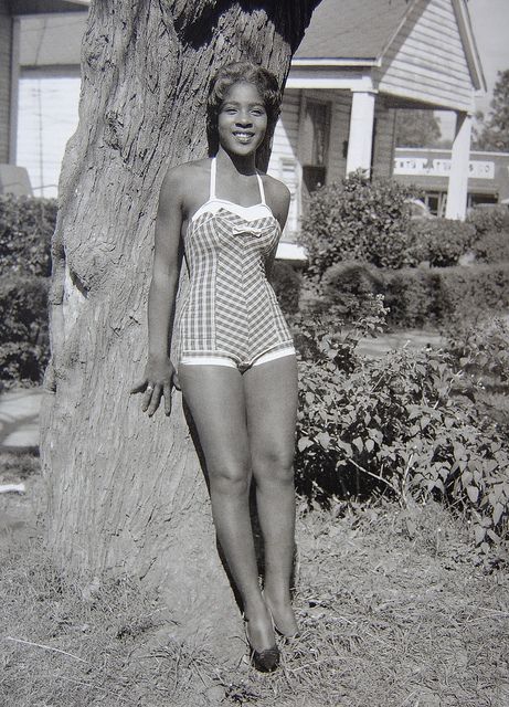 A Young Beauty In Greenwood, Mississippi by The Nite Tripper, via Flickr Greenwood Mississippi, Black Pinup, Black Pin Up, African American Fashion, Black Glamour, Vintage Black Glamour, Look Retro, Vintage Swimwear, Afro Punk