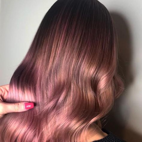 How to Get the Rose Brown Hair Look | Wella Professionals Dark Rose Hair, Rose Gold Brunette, Rose Gold Hair Color Formula, Spring Summer Hair Color, Rose Brown Hair Color, Gold Brunette, Pink Brown Hair, Rose Brown Hair, Coffee Brown Hair