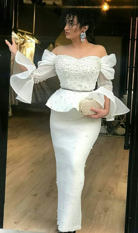 Muslim Evening Dresses, Beaded Mermaid, African Lace Styles, Elegant Midi Dress, Chic Fashionista, African Dresses Modern, Afrikaanse Mode, Lace Dress Styles, White Evening Dress