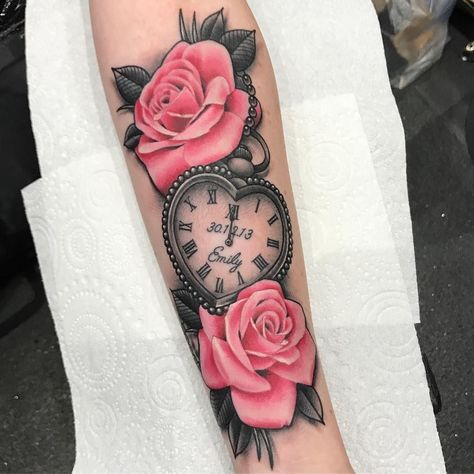 Rose And Watch Tattoo, Best Rose Tattoo, Pocket Watch Tattoo Design, Clock And Rose Tattoo, Tatuaje Cover Up, Watch Tattoo Design, Tattoos Behind Ear, Mangas Tattoo, Rose Tattoo Forearm