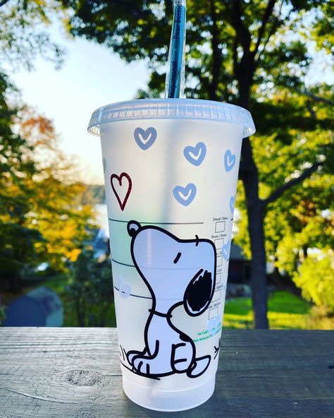 Excited to share this item from my #etsy shop: Snoopy Starbucks Cup | Peanuts Starbucks Cup| Personalized Starbucks Cup | Full Wrap Heart Starbucks Cup | Birthday Gift Snoopy Coffee, Copo Starbucks, Starbucks Cup Design, Starbucks Cup Art, Starbucks Design, Starbucks Diy, Disney Cups, Personalized Starbucks Cup, Cute Coffee Cups