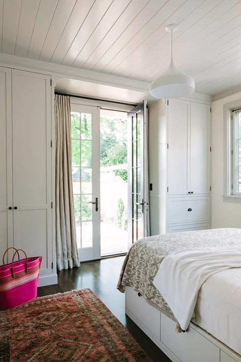 30+ Master Bedrooms with French Doors for 2019 (Photo Gallery) Bedroom French Doors, French Doors Bedroom, Floor To Ceiling Cabinets, Bedroom Built Ins, Condo Bedroom, Bedroom Cupboard Designs, Build A Closet, Small Bedrooms, Design Blogs