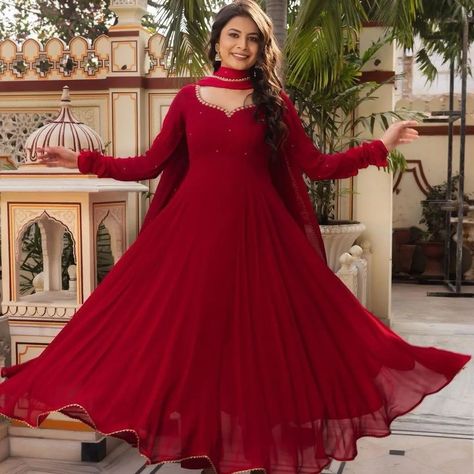 Beautiful Designer Anarkali Suit on Faux Georgette fabric ❤️✨ Order now 🛍️ #anarkalisuits #anarkalidresses #EthnicWear #traditionalwear #womenclothing #womenshop #onlineshopping #womenstyle Design For Anarkali Suits, Indian Designer Anarkali Dresses, Anarkali Patterns Design, Anarkali Suit For Women, Anarkali Suit Pattern, Umbrella Cut Anarkali Dress Patterns, Anarkali Suit Design, Indian Anarkali Suits, Red Anarkali Dress