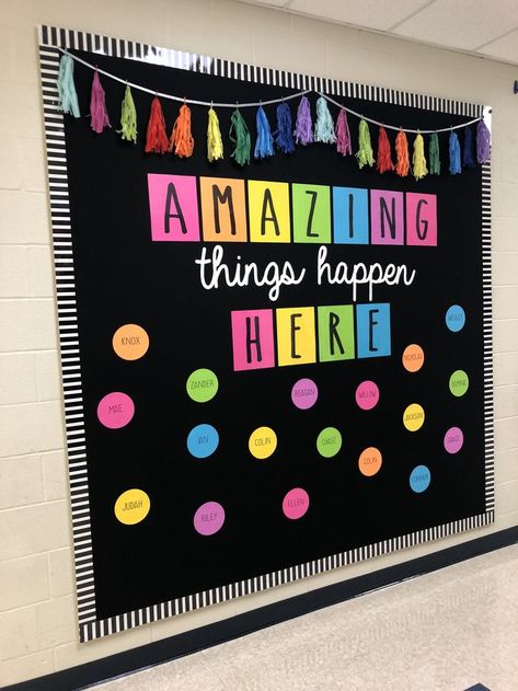 Colorful Bulletin Board Colorful Bulletin Boards, Work Bulletin Boards, Diy Classroom Decorations, Preschool Bulletin, Back To School Bulletin Boards, Classroom Board, Door Decorations Classroom, Diy Classroom, Classroom Bulletin Boards