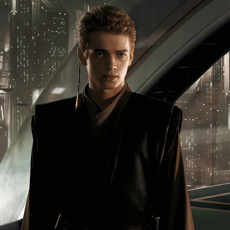 Anakin Skywalker Aotc, Padawan Anakin, Anakin Skywalker Padme, Anakin Skywalker Aesthetic, Skywalker Aesthetic, Star Wars Pfp, Padme And Anakin, Star Wars History, Fair Maiden