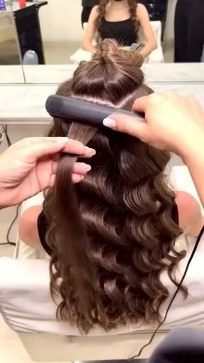 Curling Tutorial, Hair With Straightener, Curly Updo Hairstyles, Curl Hair With Straightener, Hair Curling Tutorial, Hair Curling Tips, Hairstyles Indian, Mother Of The Bride Hair, Curly Updo