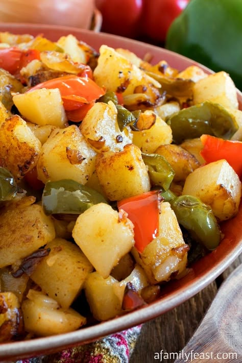 Fried Diced Potatoes, Potatoes Obrien, Recipes Using Potatoes, Potatoes O Brien, Irish Recipes Authentic, Feast Recipes, Potatoes Recipes, Potato Recipes Side Dishes, Irish Food