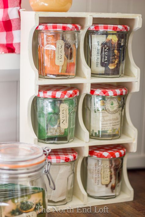 DIY Vintage Farmhouse Tea Caddy! (Repuposed Project) Tea Display, Tea Organization, Diy Tea, Tea Station, Woodwork Projects, Tea Diy, Tea Storage, Tea Bar, Kitchen Crafts