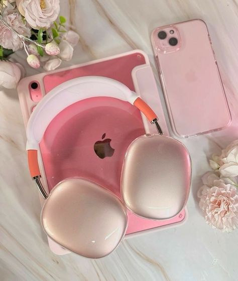 Ipad Essentials, Pink Lifestyle, Girly Phone Cases, Iphone Obsession, Pink Apple, Pink Life, Pink Girly Things, Girly Accessories, Money And Happiness