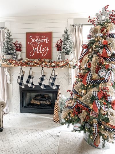 Christmas mantel decor using buffalo check! Get inspired for your home decor with these ideas - Wilshire Collections Exterior Christmas, Christmas Fireplace Decor, Christmas Mantel, Christmas Decor Inspiration, Christmas Mantel Decorations, Christmas Mantle, Christmas Potpourri, Christmas Fireplace, Christmas Wonderland