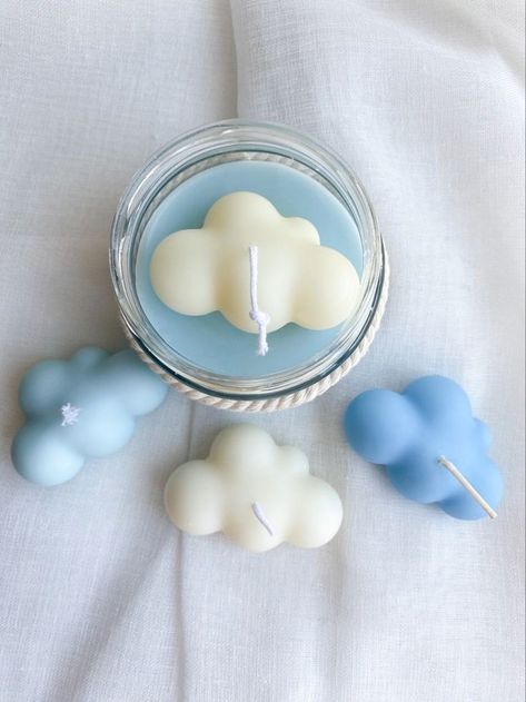 Diy Candle Business, Cloud Candle, Lilin Aroma, Soya Mumu, Candle Obsession, Homemade Scented Candles, Pretty Candle, Candle Crafts Diy, Diy Candles Scented